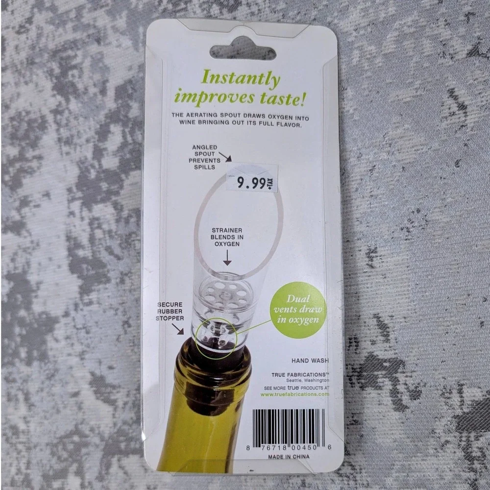 True Aerating‎ Wine Pour Spout Clear Acrylic Stainless Steel Rubber Grip NEW